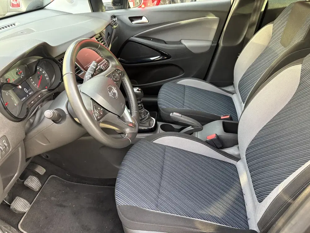 Opel Crossland 1.2 Turbo 120 Jaar Edition Luxe uitgevoerd uit 2019, foto 12
