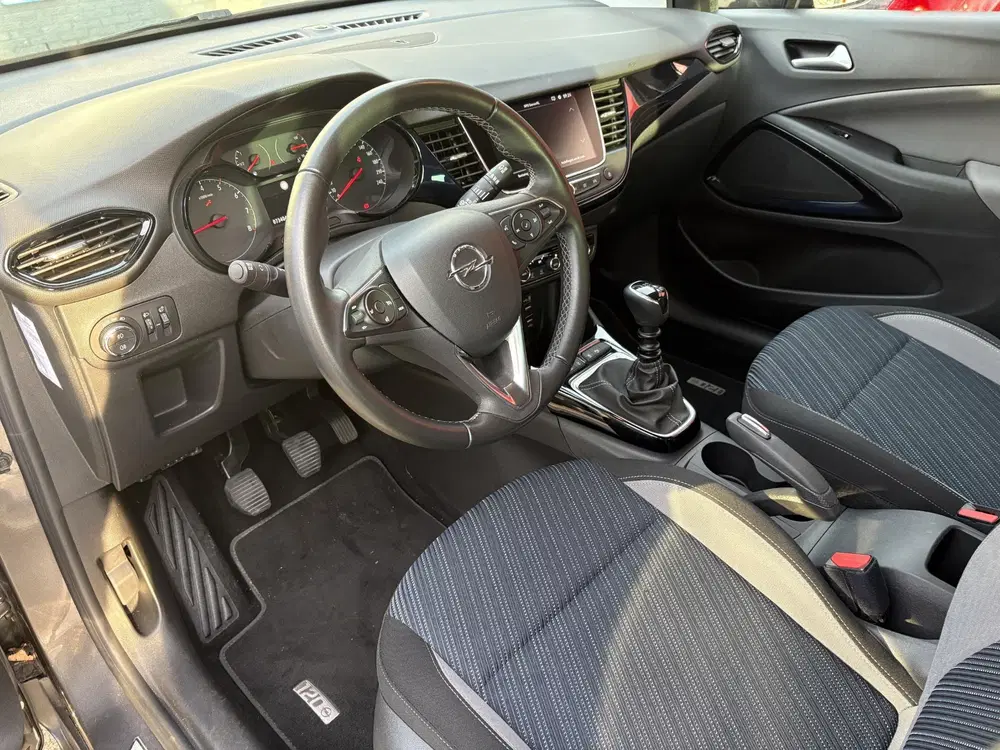 Opel Crossland 1.2 Turbo 120 Jaar Edition Luxe uitgevoerd uit 2019, foto 15