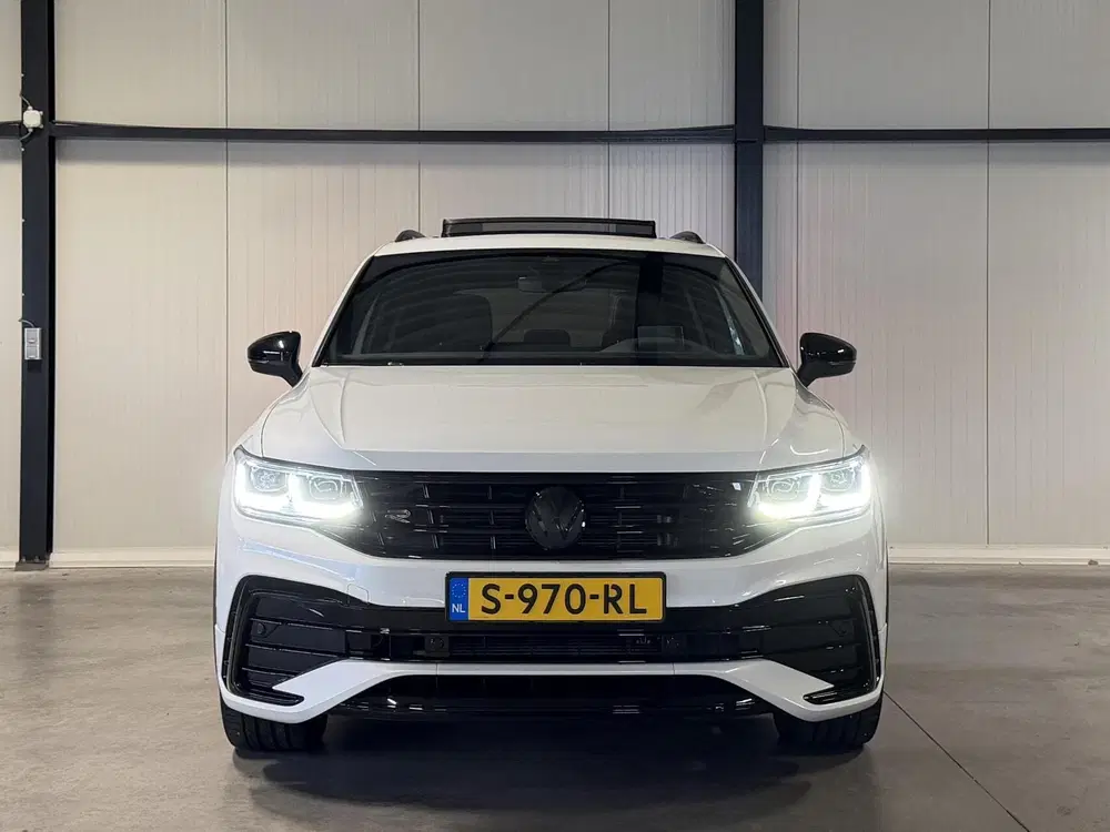 Volkswagen Tiguan 1.5 TSI R-Line Pano Head-up Trekhaak VOL uit 2021, foto 7