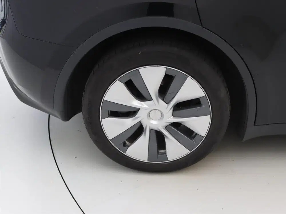 Tesla Model Y Long Range AWD 75kWh 351pk 93.5% SoH [ AMD uit 2023, foto 9