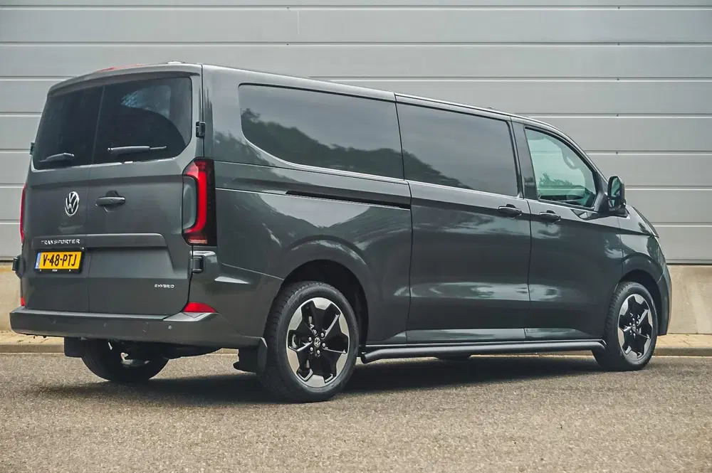 Volkswagen Transporter 2.5 eHybrid 233pk L2H1 30 Bulli uit 2026, foto 2