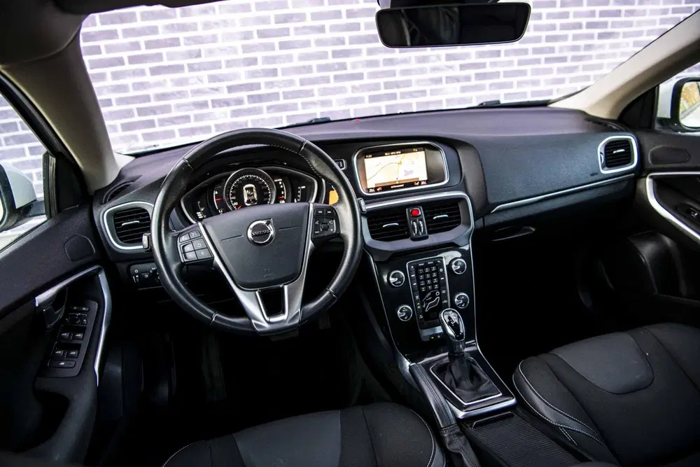 Volvo V40 T2 Polar+ uit 2019, foto 11