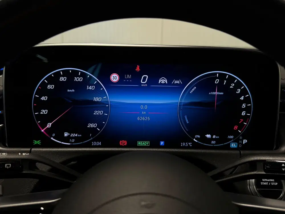 Mercedes-Benz E-Klasse 300 e AMG Line Pano Burmester uit 2024, foto 14