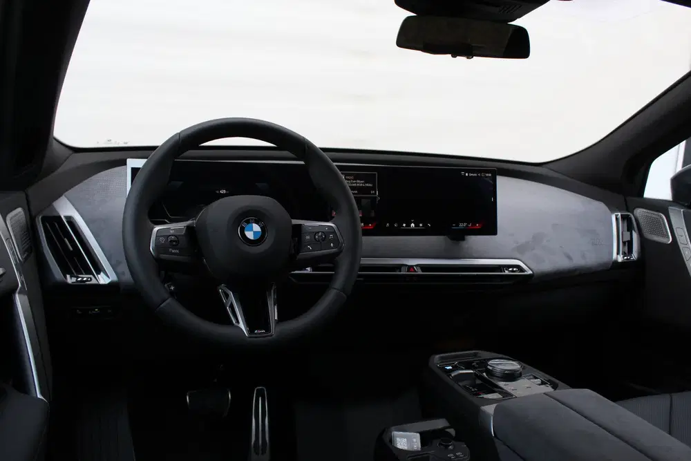 BMW iX xDrive60 uit 2026, foto 12