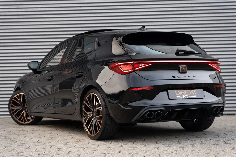 Cupra Leon 2.0 TSI VZ PANO BEATS KEYLESS CAMERA uit 2022, foto 5