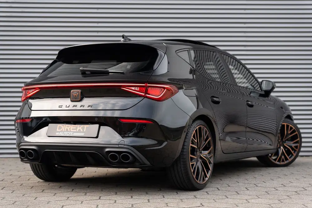 Cupra Leon 2.0 TSI VZ PANO BEATS KEYLESS CAMERA uit 2022, foto 7