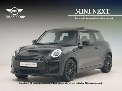 Mini Electric 3-deurs Camden Plus Accu conditie 100% uit 2023