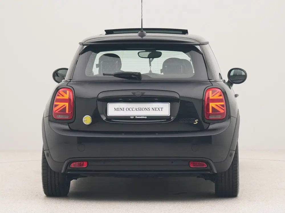 Mini Electric 3-deurs Camden Plus Accu conditie 100% uit 2023, foto 9