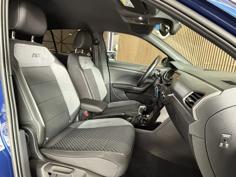 Volkswagen T-Cross 1.5 TSI 150pk Style R-Line uit 2022, foto 12
