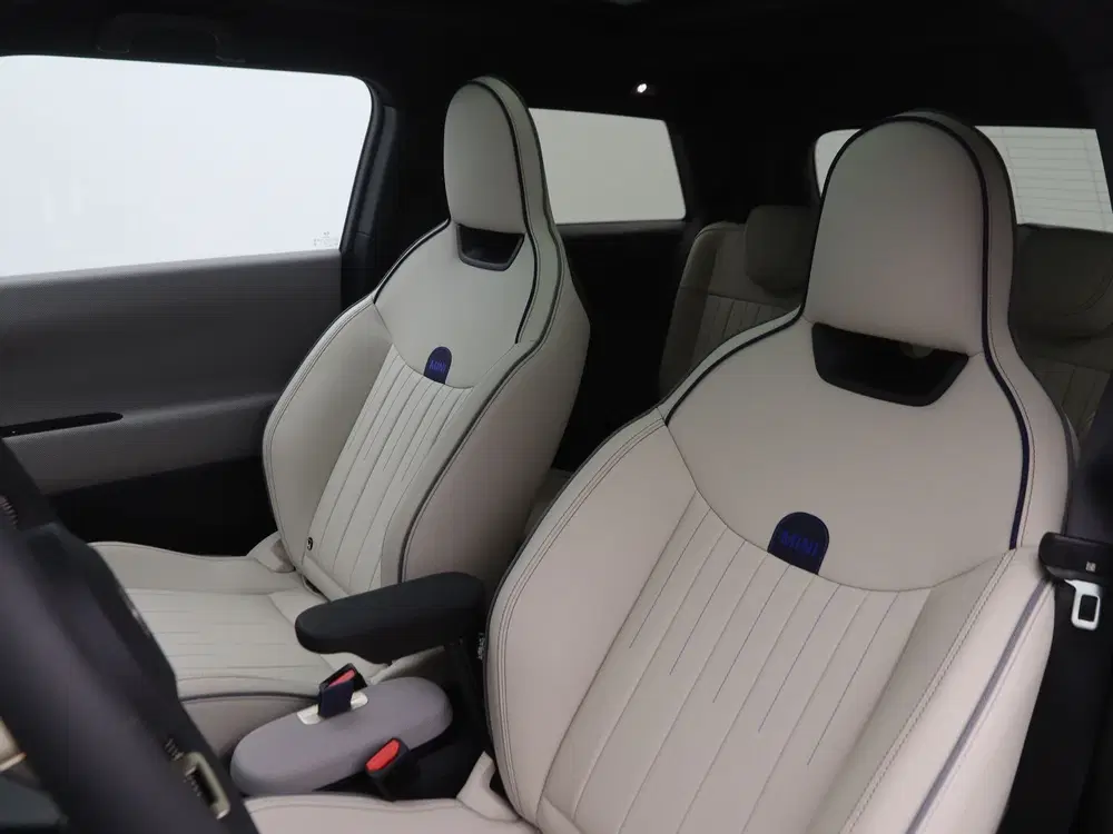 Mini Cooper E Favoured Pakket L Accu conditie 100% uit 2026, foto 4