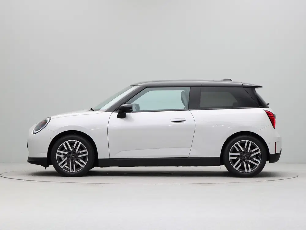 Mini Cooper E Classic Pakket L PRIVATE LEASE EUR 499 uit 2026, foto 11