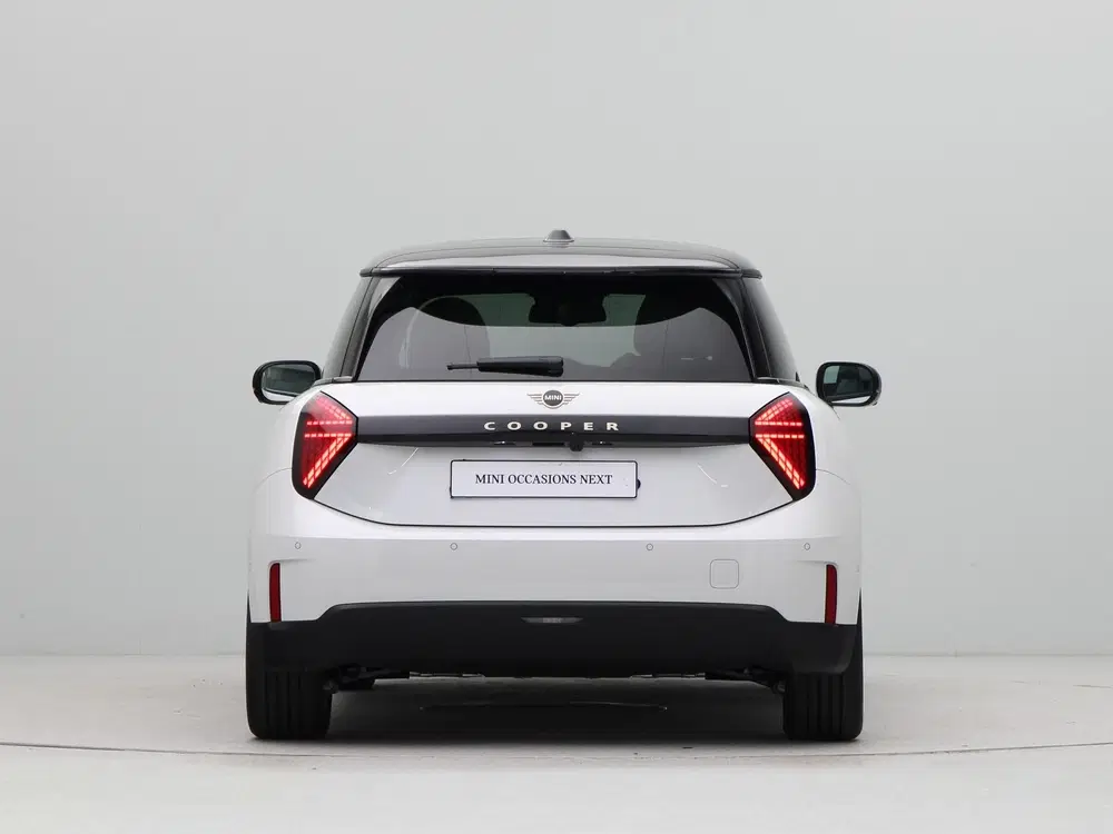 Mini Cooper E Classic Pakket L PRIVATE LEASE EUR 499 uit 2026, foto 9