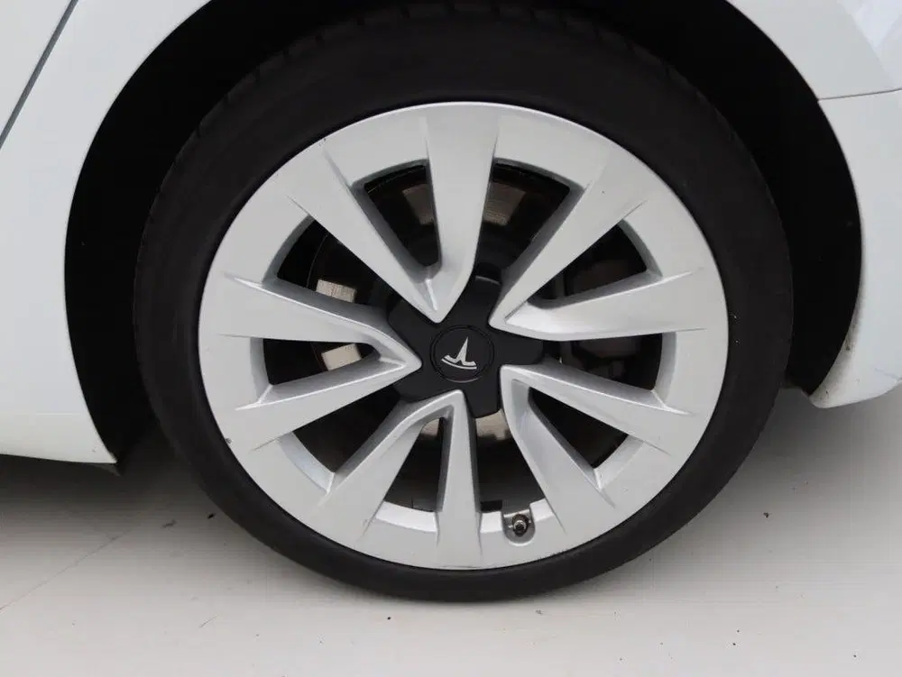 Tesla Model 3 Standard RWD Plus UPGRADE 92.3% SoH [ TREK uit 2023, foto 12
