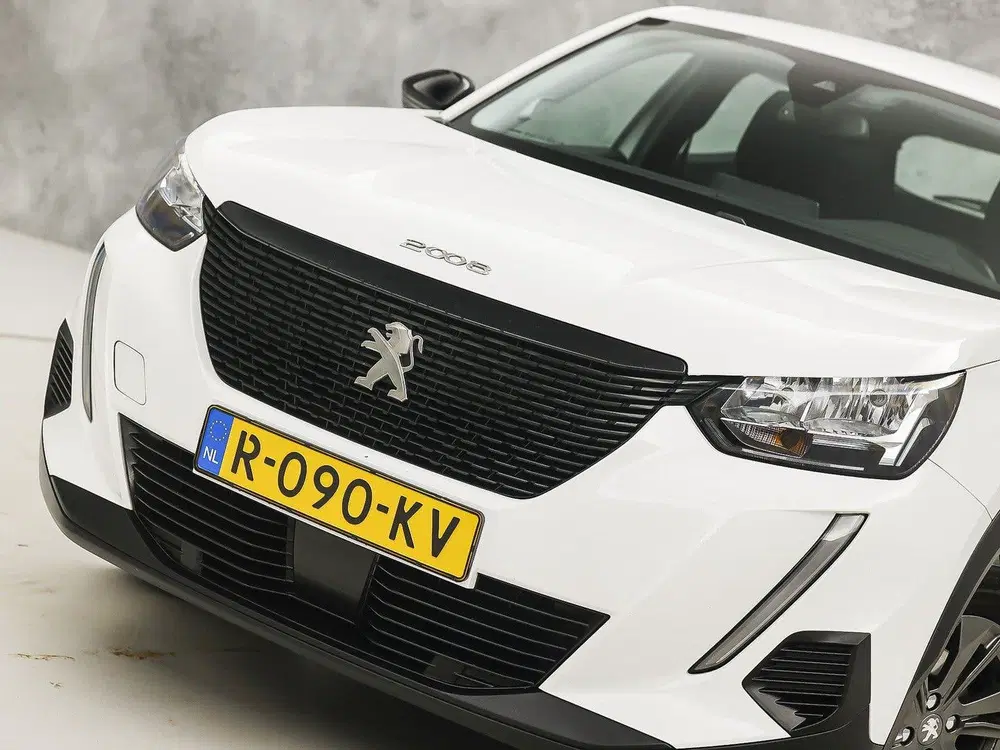 Peugeot 2008 1.2 PureTech Sport 131Pk Automaat (APPLE C uit 2022, foto 12