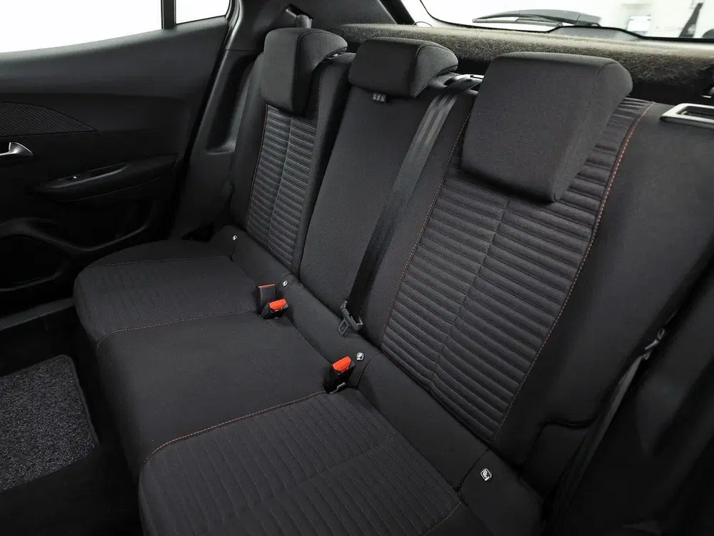 Peugeot 2008 1.2 PureTech Sport 131Pk Automaat (APPLE C uit 2022, foto 15