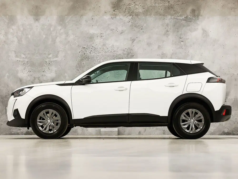 Peugeot 2008 1.2 PureTech Sport 131Pk Automaat (APPLE C uit 2022, foto 2