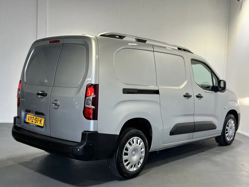 Opel Combo 1.5D L2H1 Edition uit 2022, foto 2