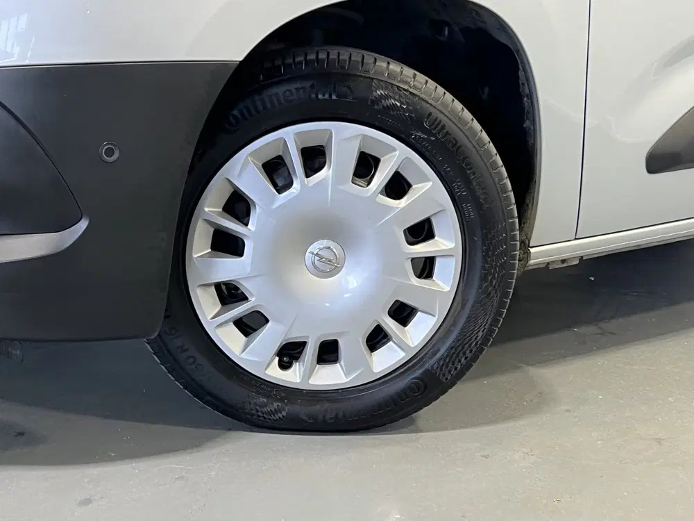 Opel Combo 1.5D L2H1 Edition uit 2022, foto 3