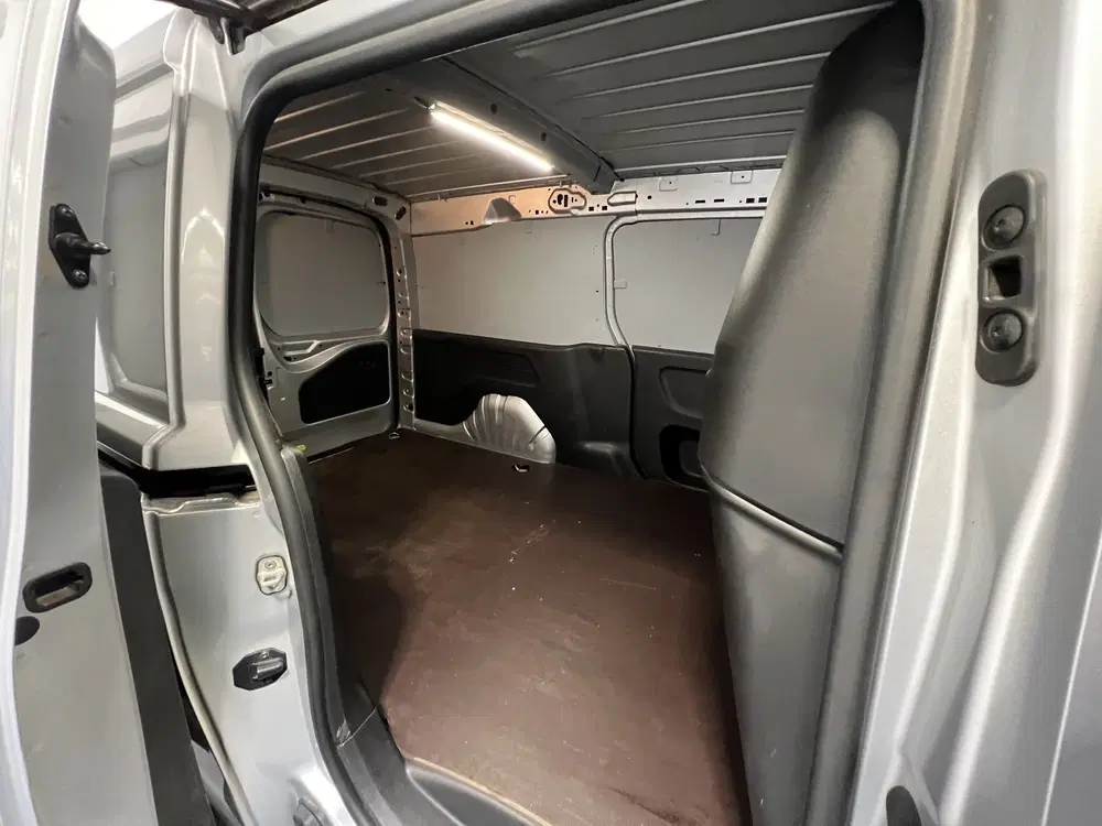 Opel Combo 1.5D L2H1 Edition uit 2022, foto 7