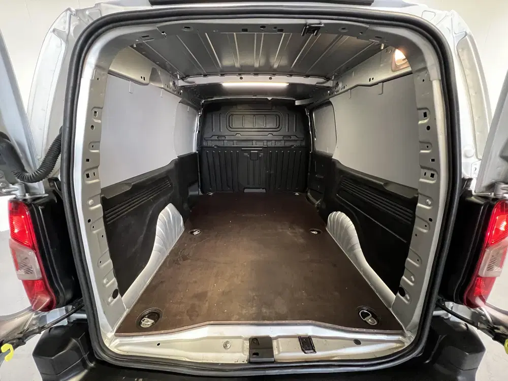 Opel Combo 1.5D L2H1 Edition uit 2022, foto 8