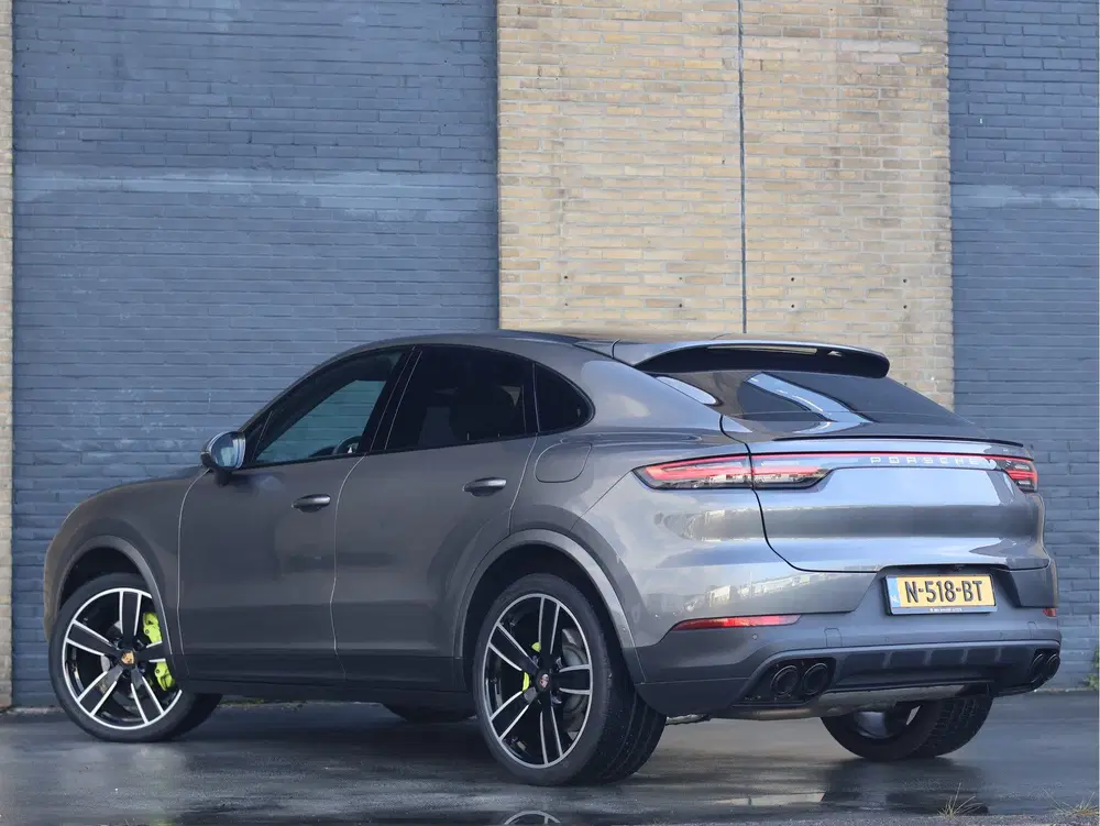 Porsche Cayenne Cayenne Coupé 3.0 E-Hybrid uit 2021, foto 2