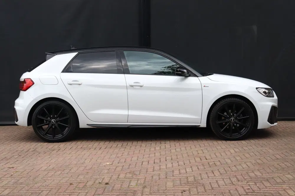 Audi A1 35TFSI S-Line DSG uit 2020, foto 8