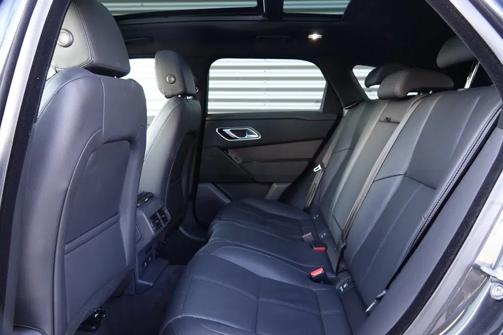 Land Rover Range Rover Velar 2.0 P400e R-Dynamic HSE uit 2024, foto 7
