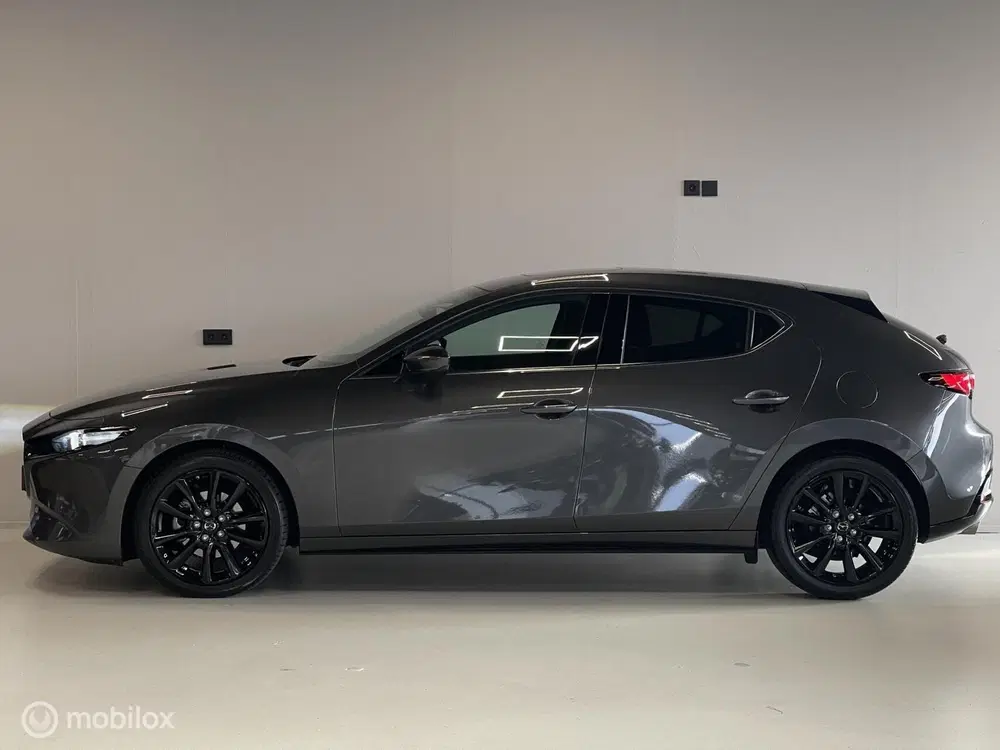 Mazda 3 2.0 e-Skyactiv-X M Hybrid 186 Exclusive-Li uit 2024, foto 2