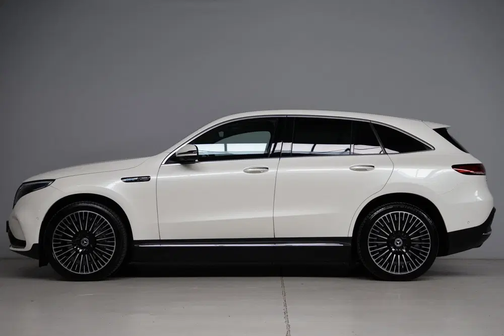Mercedes-Benz EQC 400 4MATIC AMG Premium Plus 80 kWh uit 2020, foto 10