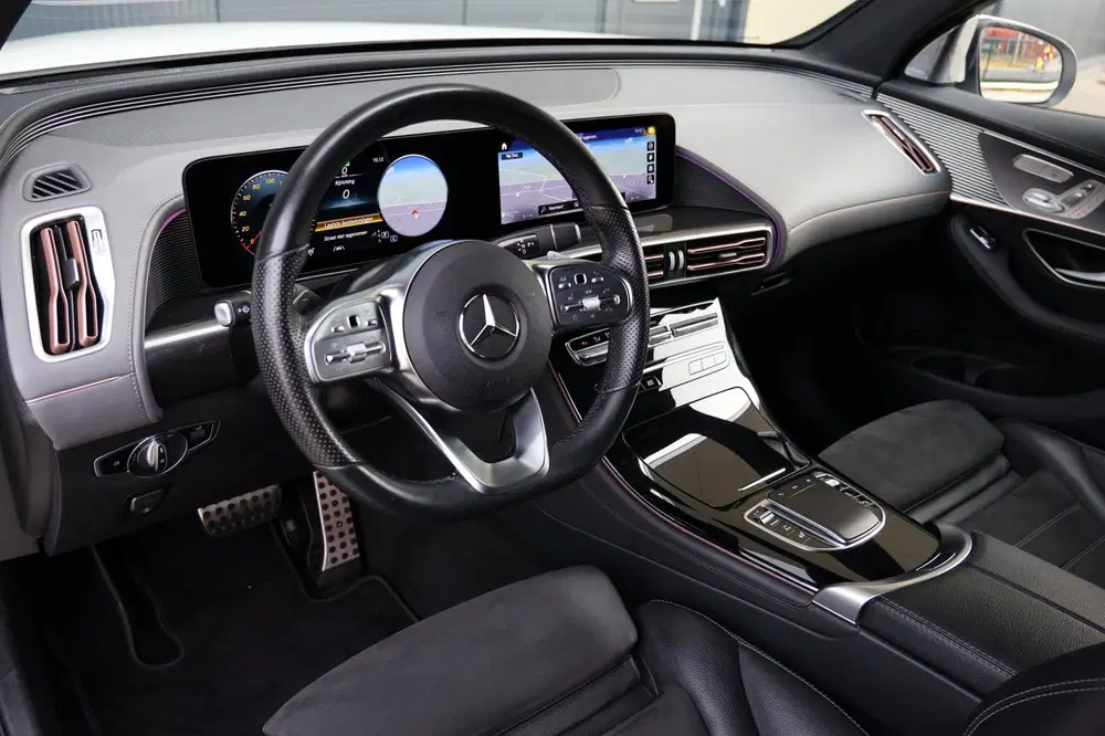 Mercedes-Benz EQC 400 4MATIC AMG Premium Plus 80 kWh uit 2020, foto 12