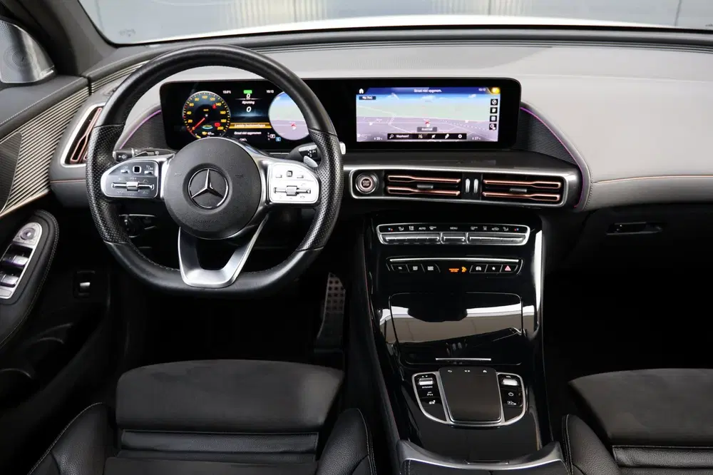 Mercedes-Benz EQC 400 4MATIC AMG Premium Plus 80 kWh uit 2020, foto 3