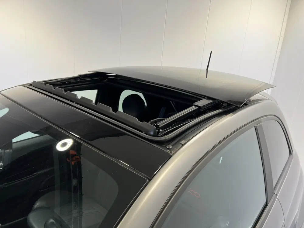 Fiat 500 1.0 Hybrid Sport uit 2022, foto 4