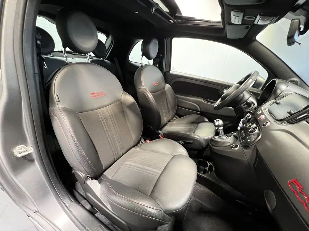 Fiat 500 1.0 Hybrid Sport uit 2022, foto 9