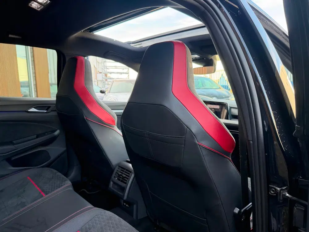 Volkswagen Golf 2.0 TSI GTI Clubsport 300PK Panodak H&K Hu uit 2022, foto 15