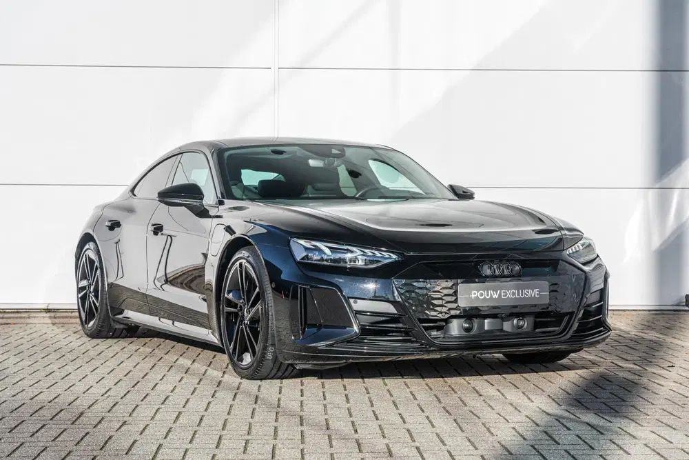 Audi e-tron GT 476pk quattro Competition 93 kWh uit 2024, foto 9