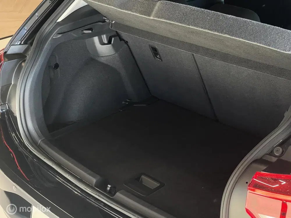 Volkswagen Polo uit 2022, foto 9