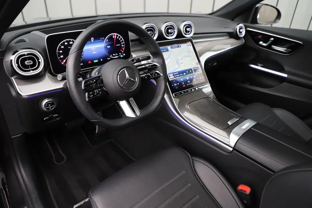 Mercedes-Benz C-Klasse 300e AMG uit 2022, foto 11