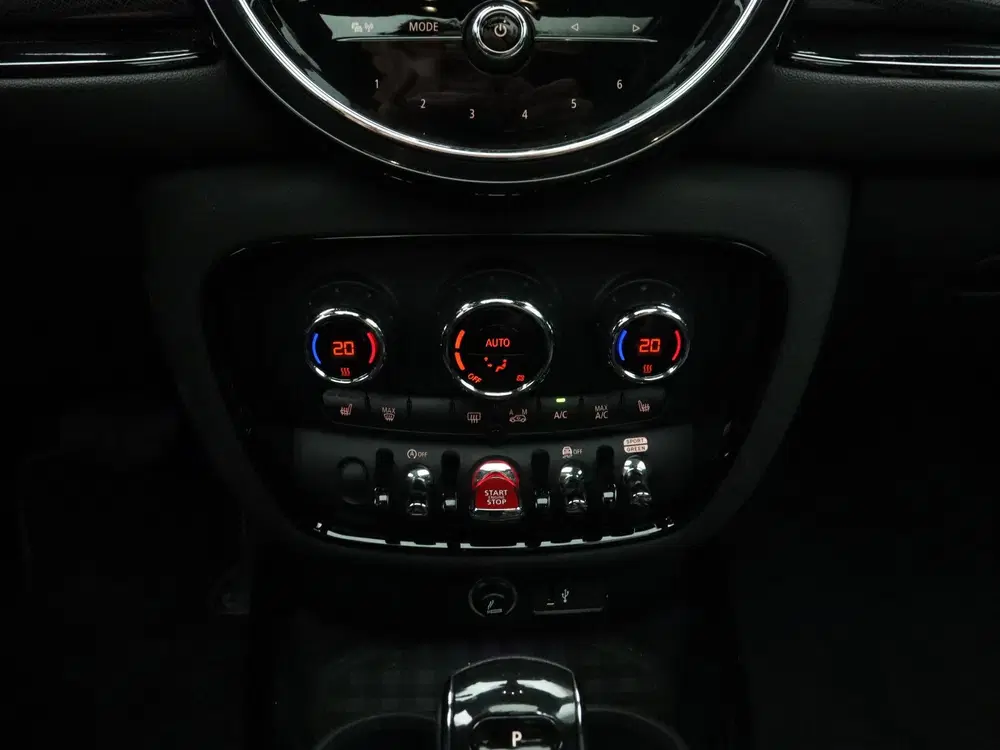 Mini Clubman Cooper Richmond Park Edition Aut. (bj 2021 uit 2021, foto 13