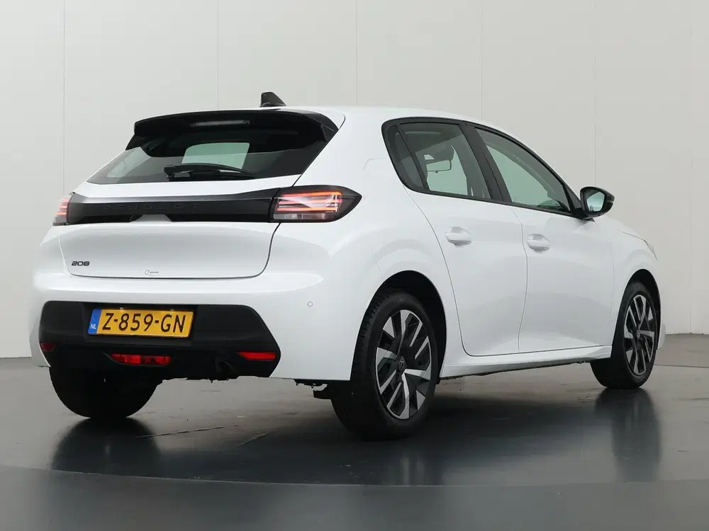 Peugeot 208 1.2 PureTech 75 Active uit 2024, foto 2