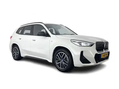 BMW iX1 xDrive30 Launch Edition 67 kWh M-Sportpack uit 2023