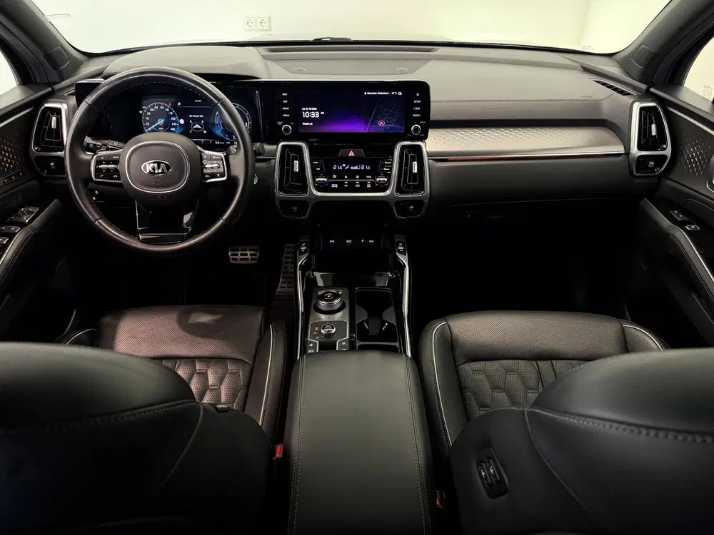 Kia Sorento 1.6 T-GDI Plug-in Hybrid 4WD ExecutiveLine uit 2021, foto 3