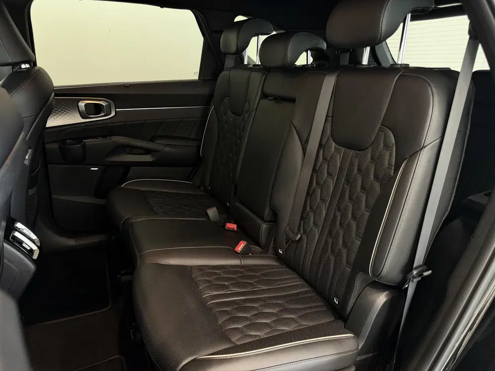 Kia Sorento 1.6 T-GDI Plug-in Hybrid 4WD ExecutiveLine uit 2021, foto 9