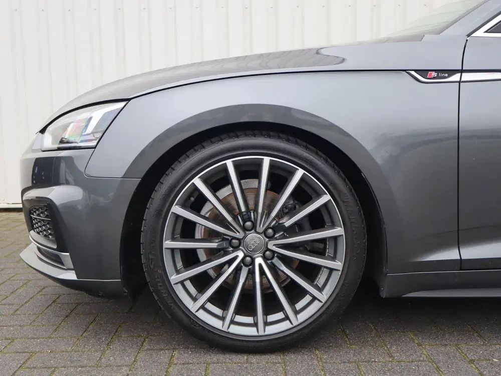Audi A5 35 TFSI 150pk S-tronic Sport S-line Editio uit 2020, foto 14