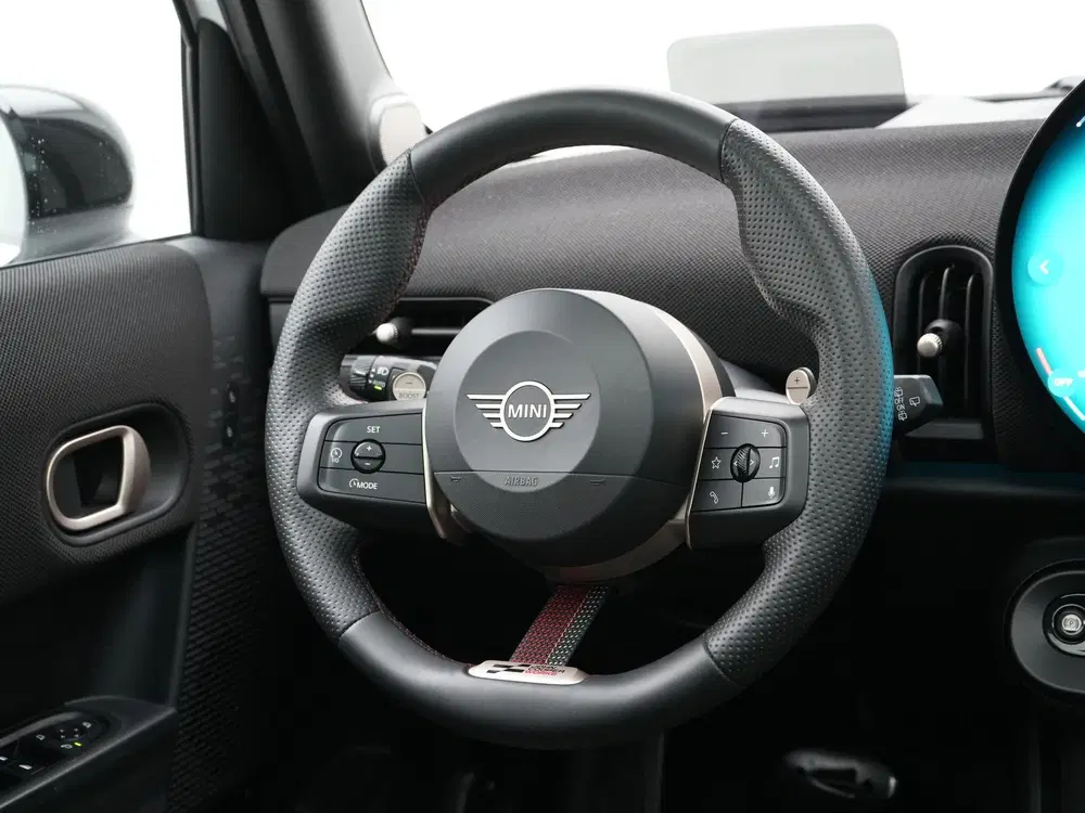 Mini John Cooper Works Cooper S John Cooper Works Pakket M (bj 20 uit 2025, foto 2