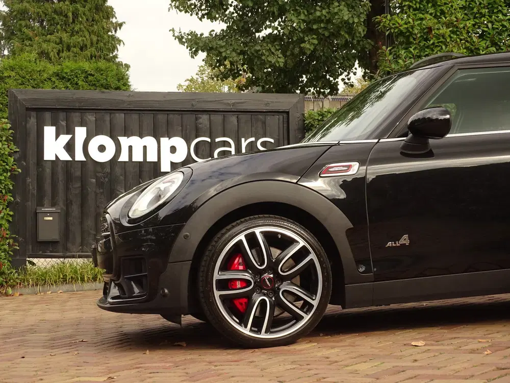 Mini Clubman 2.0 JCW ALL4 uit 2022, foto 3