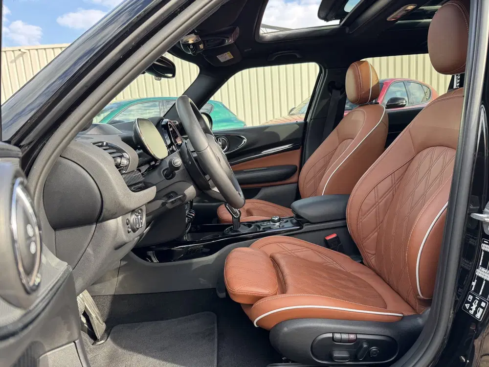 Mini Clubman 2.0 JCW ALL4 uit 2022, foto 6