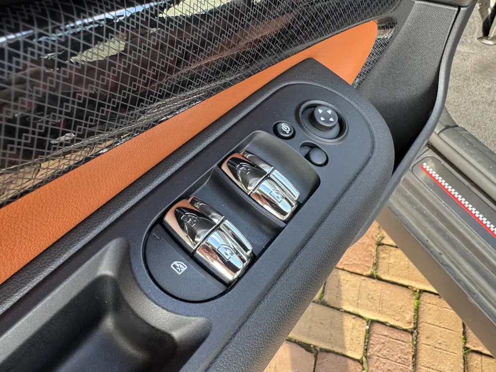 Mini Clubman 2.0 JCW ALL4 uit 2022, foto 7
