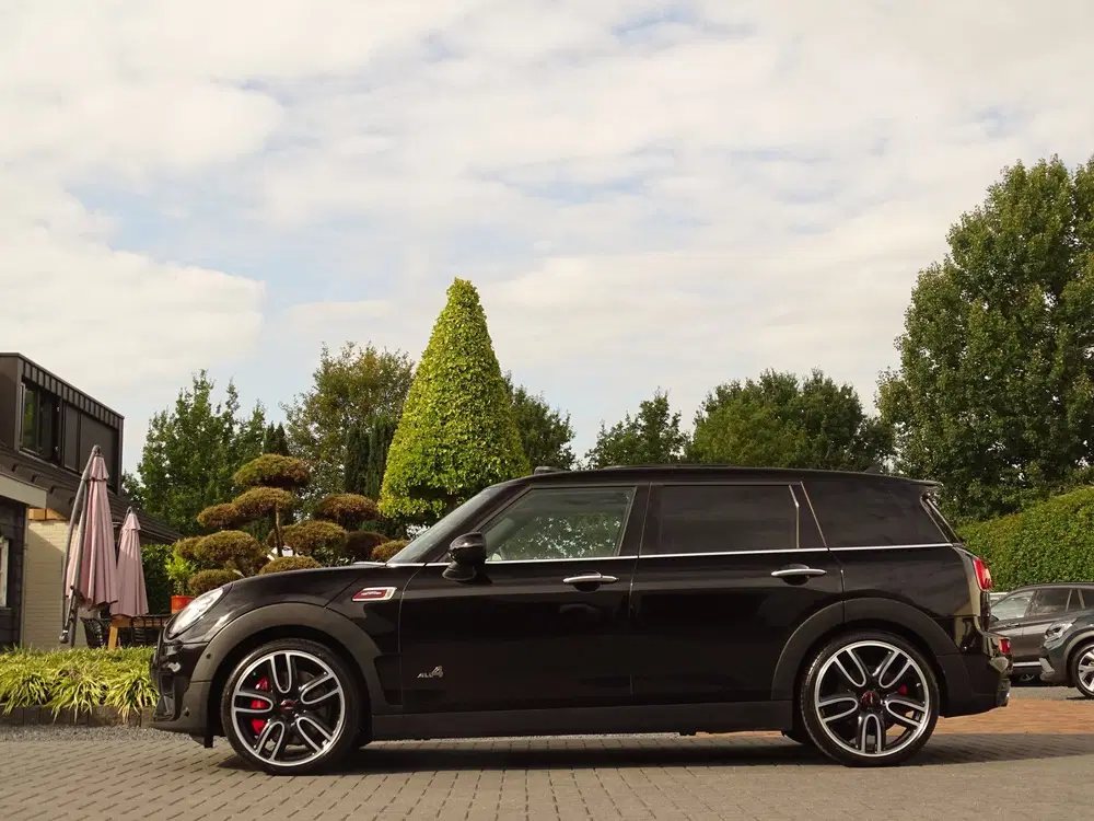 Mini Clubman 2.0 JCW ALL4 uit 2022, foto 9