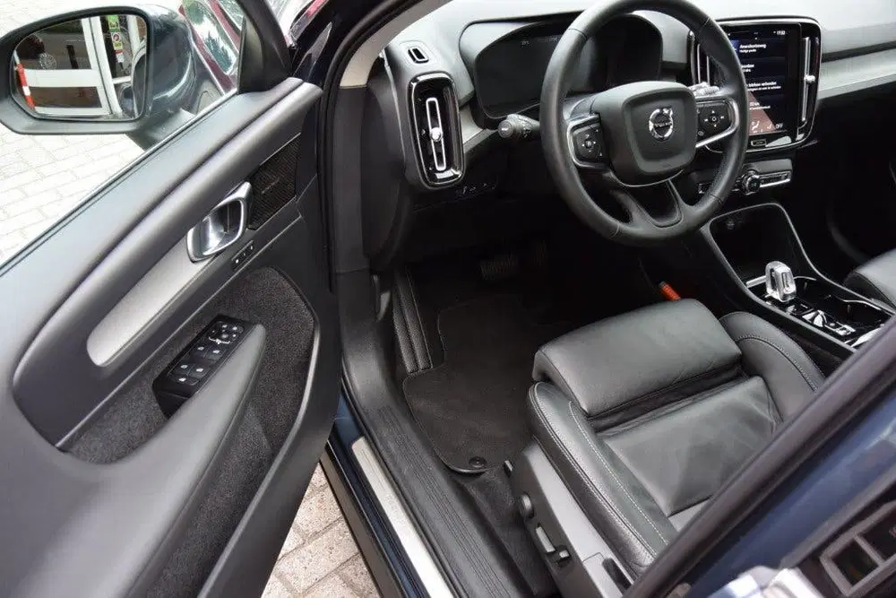 Volvo XC40 1.5 T5 RECH. INSCR. uit 2022, foto 14