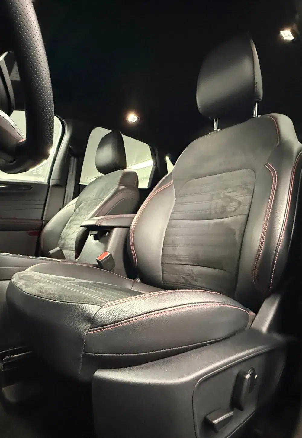 Ford Kuga 2.5 PHEV ST-Line X*DealerOh*B&O*Camera*19' uit 2021, foto 9
